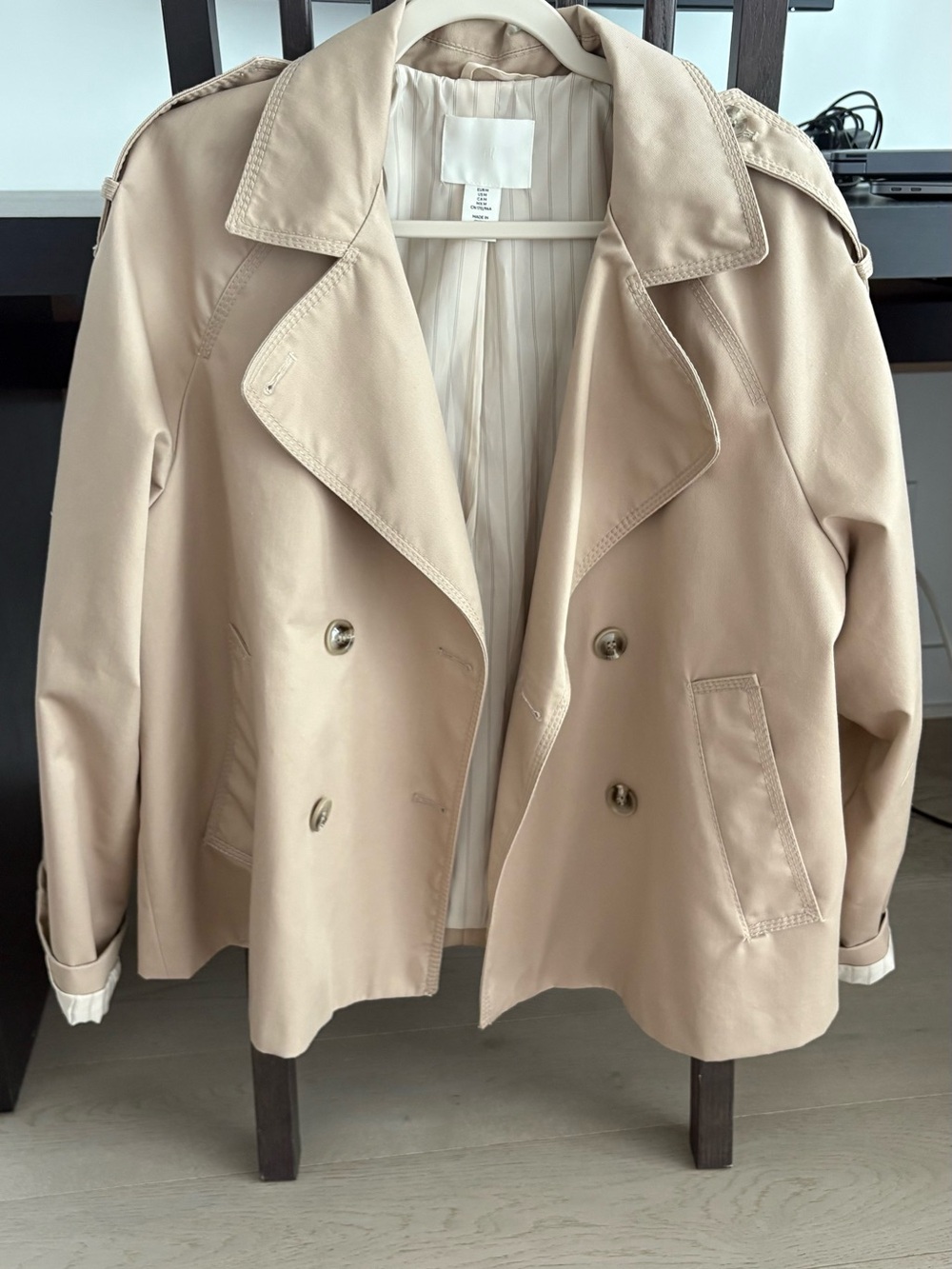 H&M Beige Double-Breasted Trench Coat